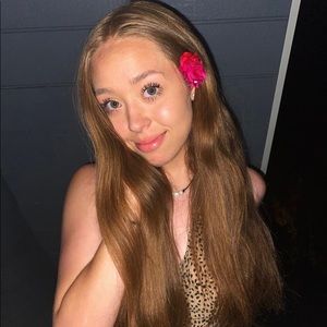 Meet your Posher, Ashley